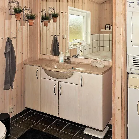 Four-bedroom Holiday In 2 Vakantiehuis