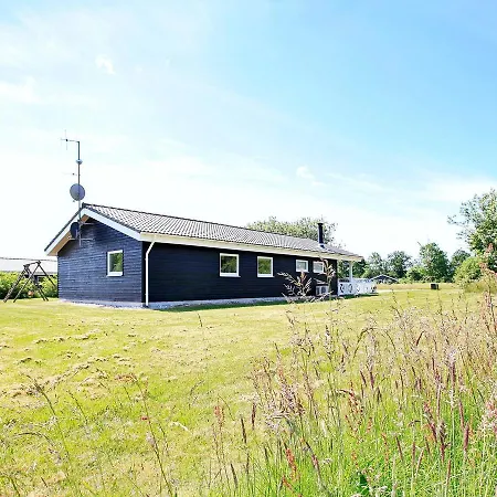 Vakantiehuis Four-bedroom Holiday In 2 Oksbøl